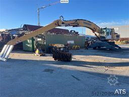 Liebherr A934C
