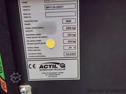 LIKE NEW! LINDE E10