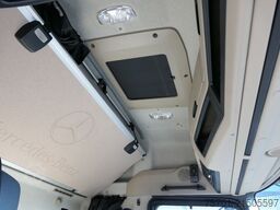 MERCEDES-BENZ Actros 1851 Bigspace Retarder XL-Tank Blatt/Luft