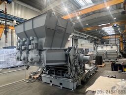 Roland Messe Industrie- und Baumaschinen Roland Messe Industrie- und Baumaschinen Roland Messe Industrie- und Baumaschinen