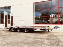 Möslein TT 31  31 t Tridem- Tieflader 3 Achs, 8 m LadeflächeNeufahrzeug