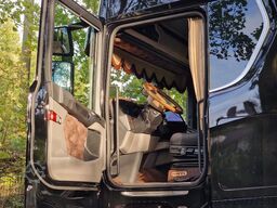 Scania 590S V8 NGS Highline 4x2 - New show truck - Ful...