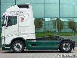 VOLVO FH 13.460 I-PARK COOL 25 YEARS EDITION 2X TANKS