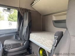 DAF XF 440 FT Spacecab / Euro 6 / NL Truck / 575.00...