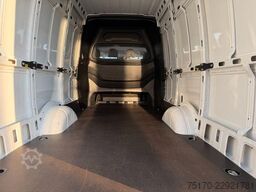 Iveco Daily 35S14H CRV , Crewcab, 7-Sitze, Klima
