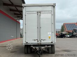 MENKE-JANZEN 4.Stock Viehanhänger Hubdach/Tränke/67m²