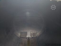 SCHMITZ CARGOBULL Tankchassis mit Tankcontainer, 424.676 KM