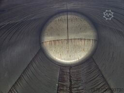 SCHMITZ CARGOBULL Tankcontainer Chassis+Tankcontainer Schwallwand