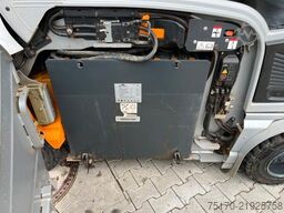 Still RX60-30L/600 / 2021 / Hubhöhe 4.6m / SS / Waage
