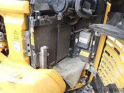 Komatsu PC35MR-5