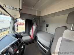 Renault T 460