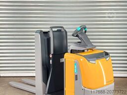 Jungheinrich ECE 310HP - Service Neu nur 3447 Std. Batterie 82%