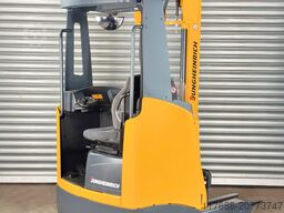 Jungheinrich ETV 110 - nur 907 Std. - Service Neu -Batterie 90%