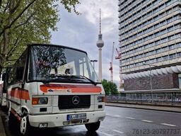 MERCEDES-BENZ Ernst Auwärter Teamstar Vario 814 H Kennzeichen