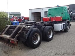 Scania P420 6x4 steelsprings