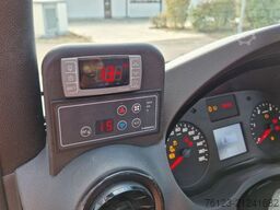 MERCEDES-BENZ Lagerfahrzeug Bürgerbus Niederflur 9 Sitze