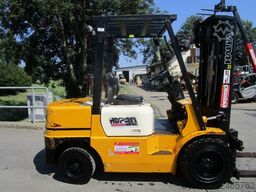 Halla HDF30 - Triplex-Freihub 4,80m - 3 Ton. Hubkraft