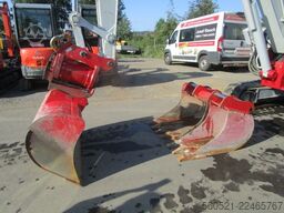 Takeuchi TB 370 - Powertilt + Schnellwechsler-Klima-4 Löffe