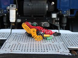 DAF CF 370 + EURO 6