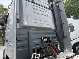 Mercedes-Benz Actros MP3 1846 LS Megaspace