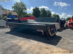 M3 Containersysteme Abrollcontainer  Halfpipe
