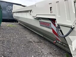 M3 Containersysteme Abrollcontainer  Halfpipe