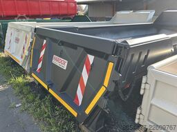 M3 Containersysteme Abrollcontainer  Halfpipe
