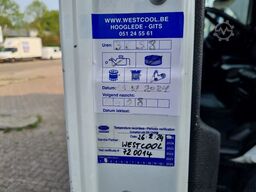 Mercedes-Benz Atego 1221 Kuhlkoffer/ Carrier 850/ Chereau/ AT...