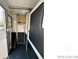 Renault Master STX Haras 1-2 Pferde Automatik