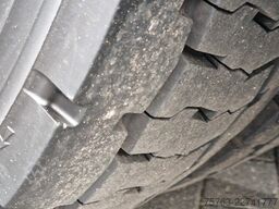 DAF XF 480 Spacecab 6x2/4 - Show truck - Manual gea...