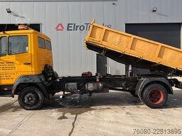 Mercedes-Benz SK 814 (MANUAL PUMP / POMPE MANUELLE / LAMES / ...