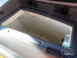 MERCEDES-BENZ Tourismo RHD-L 64 SITZE EURO 5