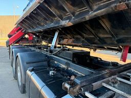 VOLVO FH 500 8x2*6 Tipper / Kran / Crane / HMF 2120