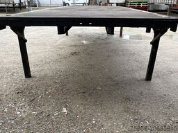 Krone 7,82m Baustoff Brücken Zurringe Kranbar