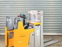 Jungheinrich ERD 220 - Service Neu - Triplex - Batterie 90%