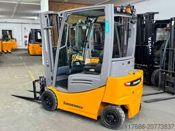 Jungheinrich EFG 320 - Service Neu - Batterie 90% - Garantie