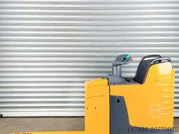 Jungheinrich ERE 225 FP - Servcie Neu - Batterie 85% - Garantie