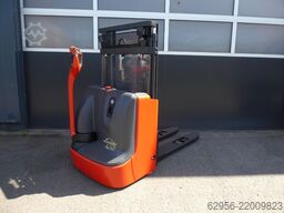 Linde L12
