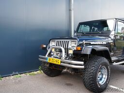 Jeep WRANGLER YJ 4.0i SOFTTOP 4x4 1993