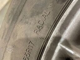 Continental Continental banden met velgen 235/65 R17