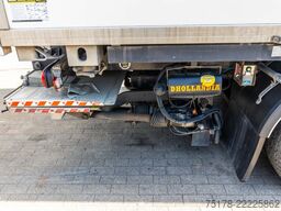 RENAULT D14 250 + DHOLLANDIA