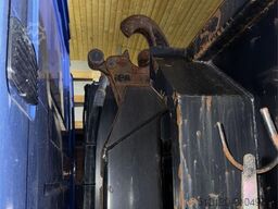 Scania R580 snow-prepared tridem hook loader with Joab ho