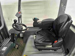 Jungheinrich EFG 320 - TRIPLEX 4,4 m
