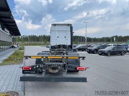 Mercedes-Benz Actros 1846L **Fahrschulausrüstung** **Fahrschulausstattung**