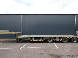 Broshuis 3 axle semi low loader extendable