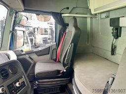 Renault T520 VF610A368KD015618 , RETARDER, 2X FUEL TANK...