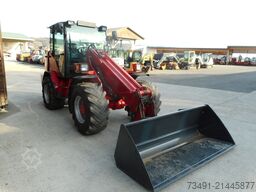 Schäffer 900 T mit Teleskoparm