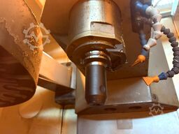 DECKEL MAHO DMC 63 V