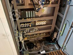 DECKEL MAHO DMC 63 V