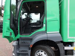 Mercedes-Benz Actros 1824 L Bakwagen + Laadklep 2000 kg